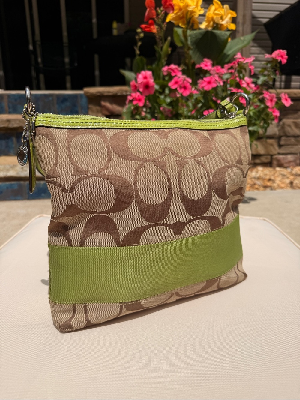 Vintage Coach Signature C Monogram Canvas Shoulder Bag Lime Green Leather Strap👜